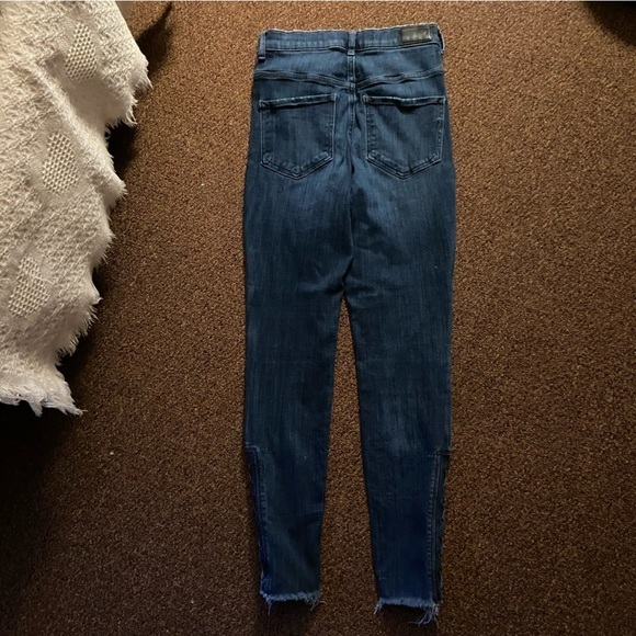 EXPRESS Jeans Super High Rise Legging With Rivets And 12” Rise. Calf Lace Accent - Picture 6 of 10